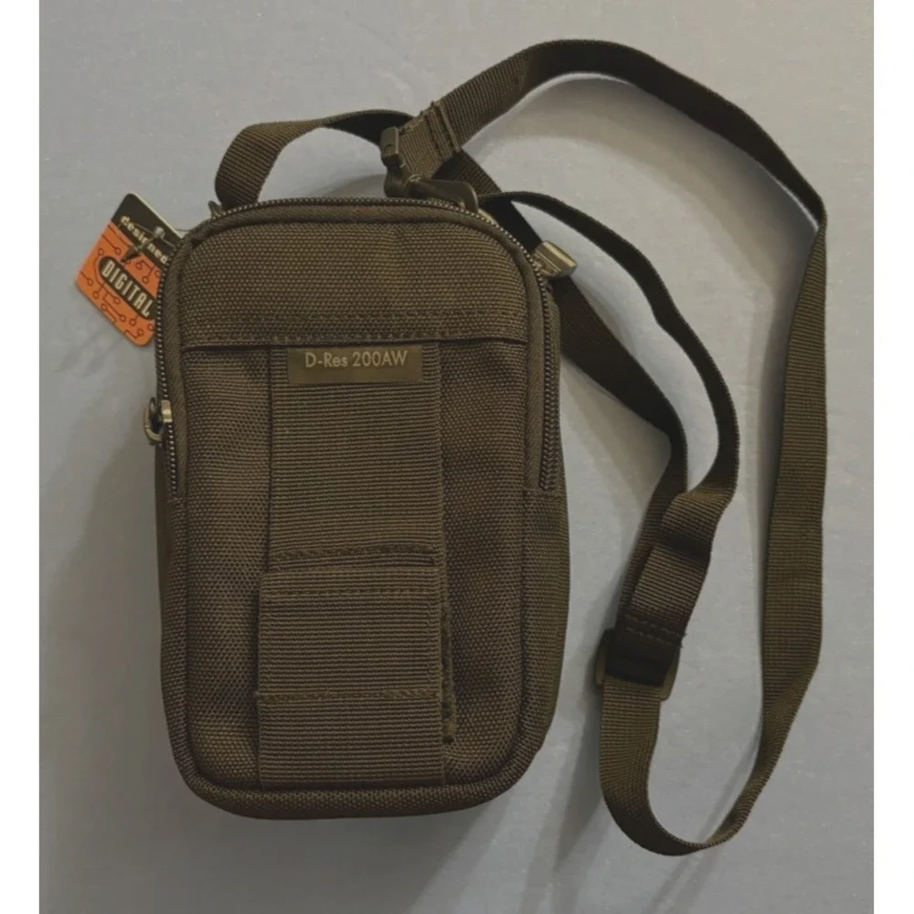 NWT Lowepro Black Digital Camera Bag Case With Strap